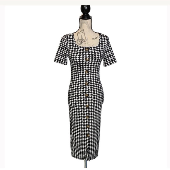 Dress hounds tooth pattern black white black button body con - Picture 2 of 3